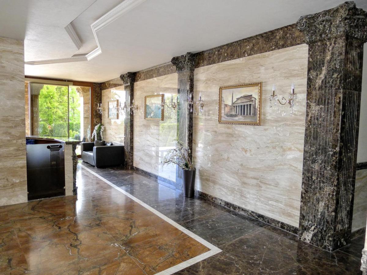 וארנה Sea Garden Apartment מראה חיצוני תמונה