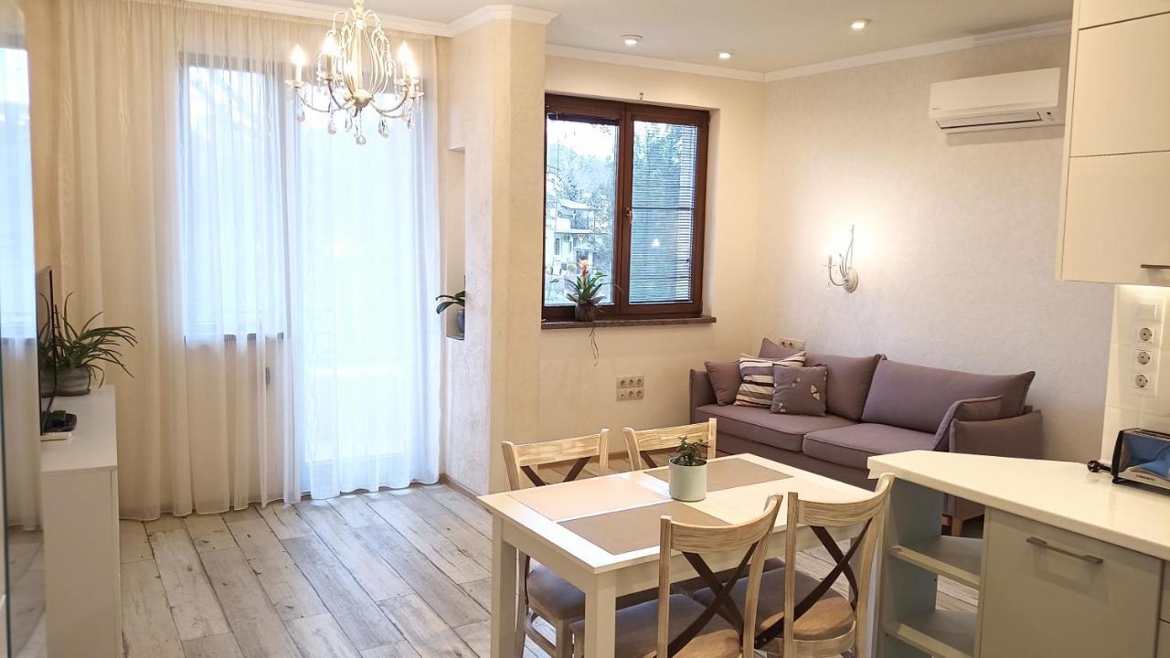 וארנה Sea Garden Apartment מראה חיצוני תמונה