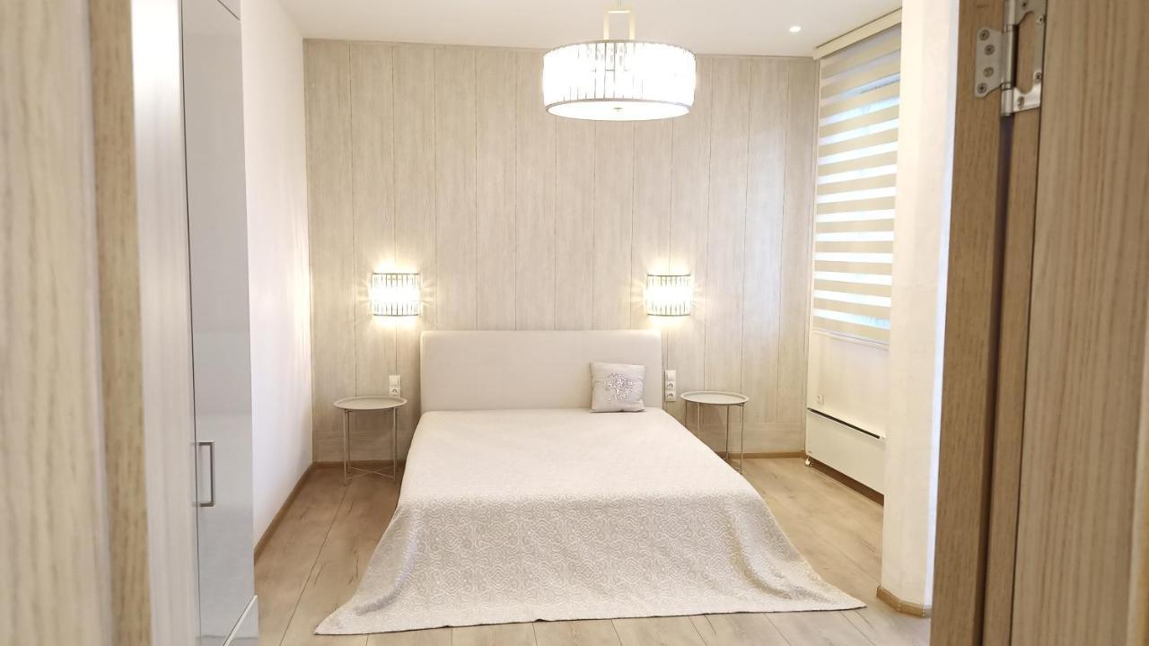 וארנה Sea Garden Apartment מראה חיצוני תמונה