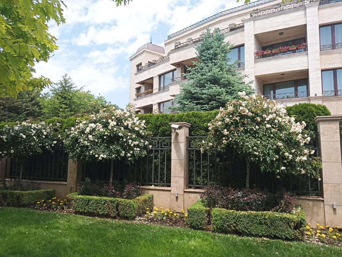 וארנה Sea Garden Apartment מראה חיצוני תמונה
